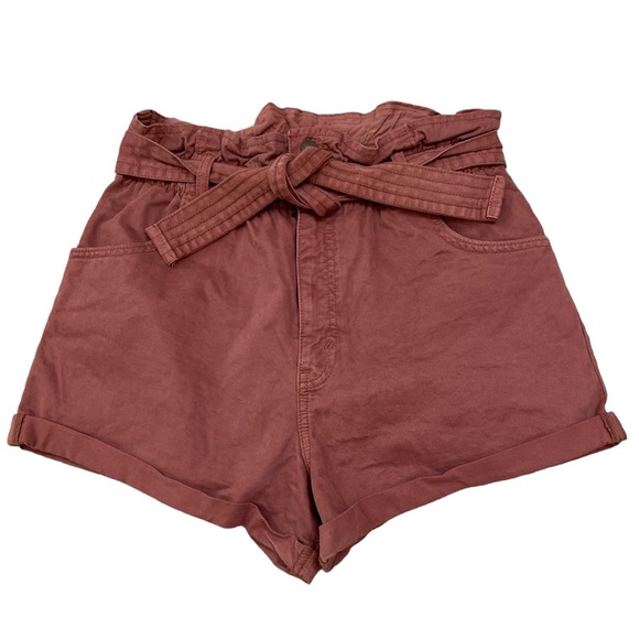 Abercrombie & Fitch Mauve Belted High Waisted Paperbag Shorts - Picture 2 of 4